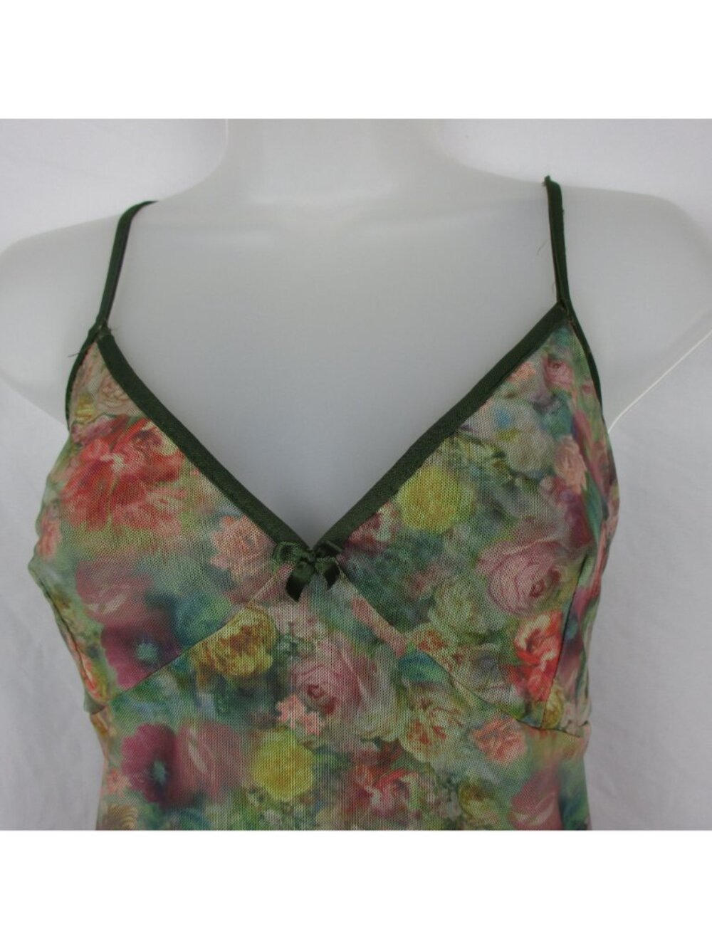 No Boundaries Floral Tank with green accent trim M Boho Feminine Summer Casual - Picture 3 of 5